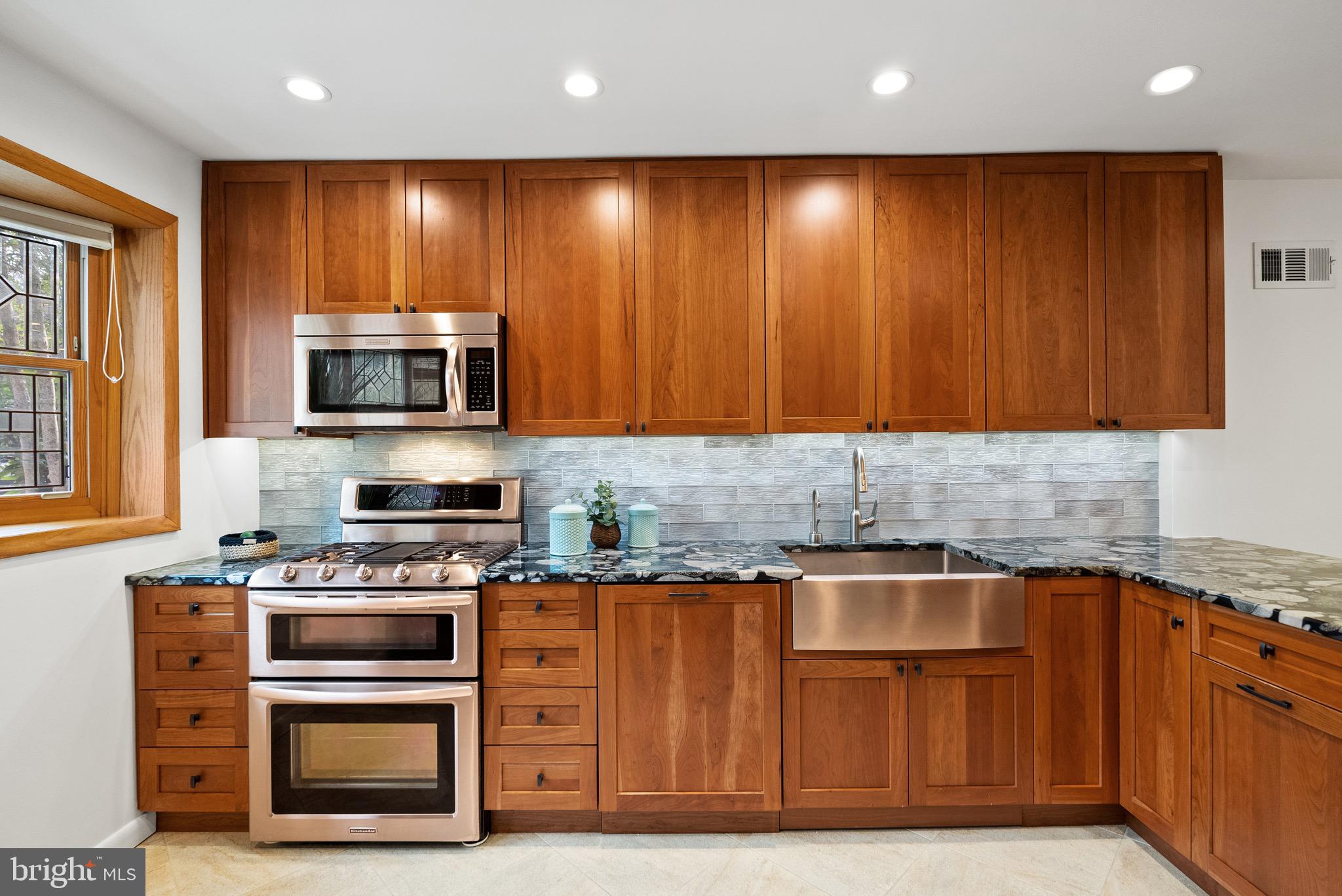 4854 RESERVOIR ROAD NW