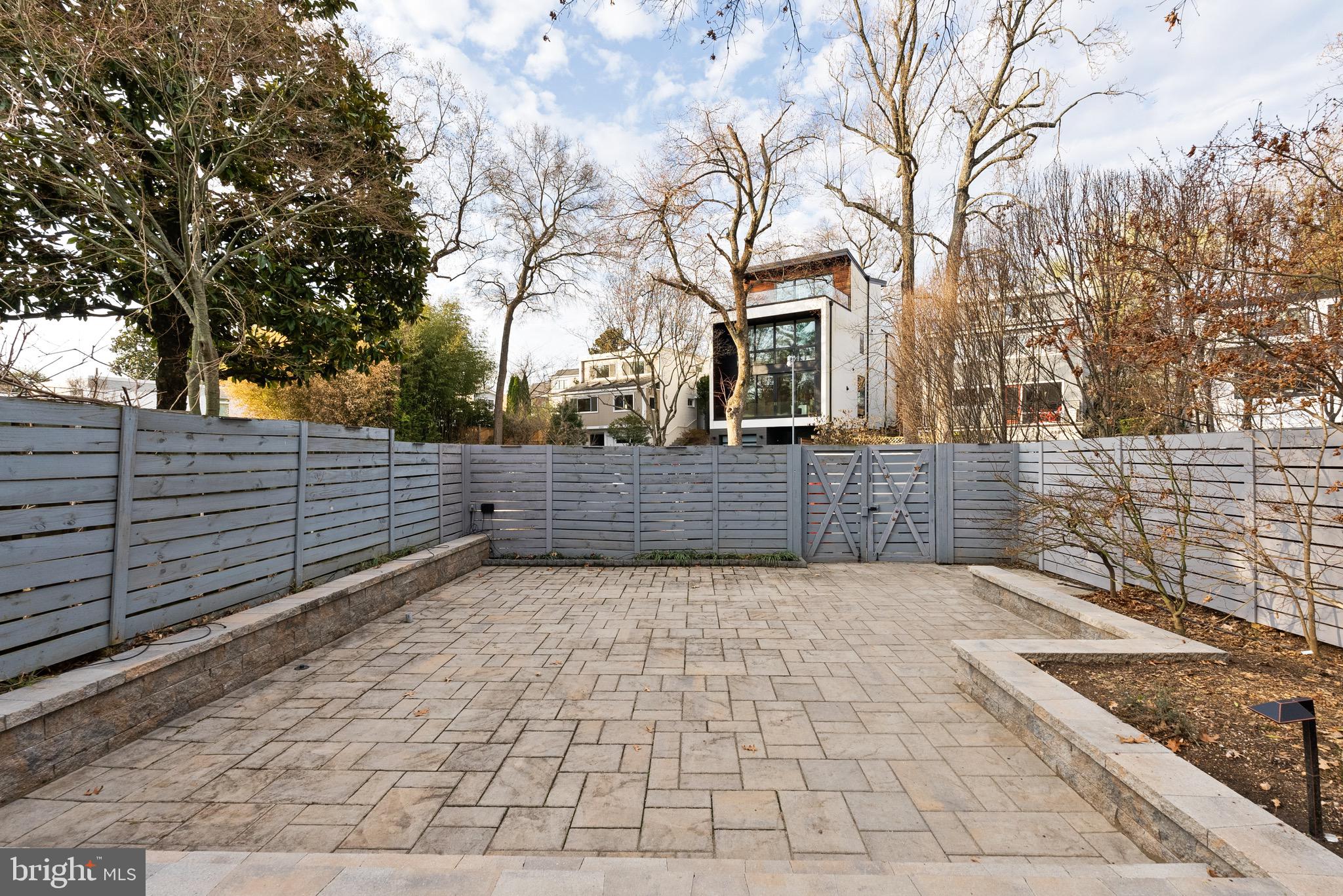 4854 RESERVOIR ROAD NW