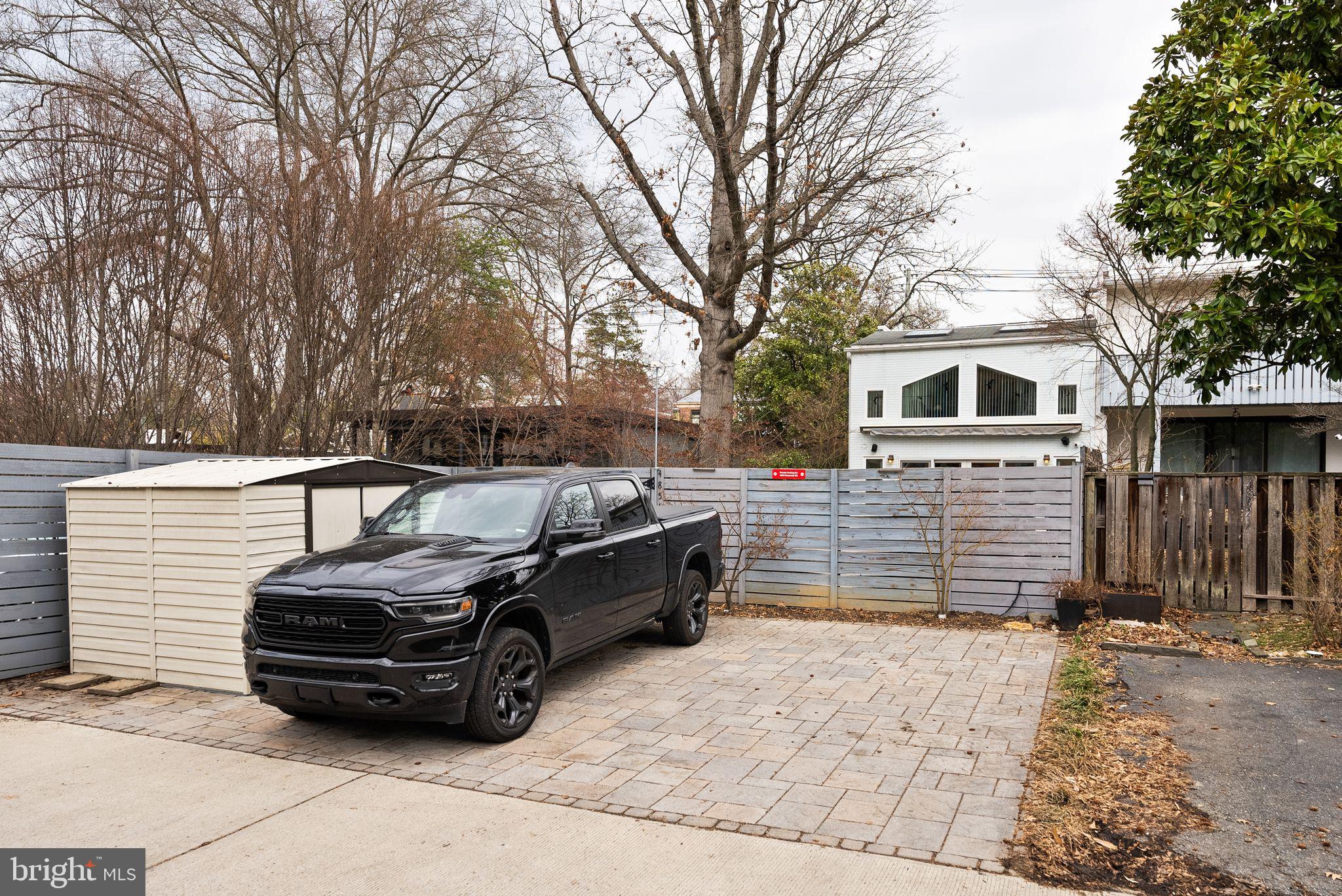 4854 RESERVOIR ROAD NW