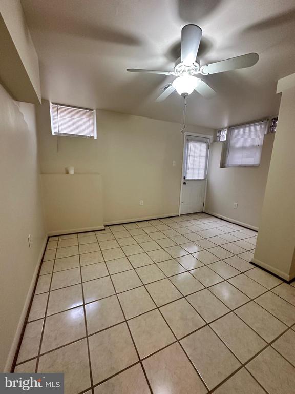 204 16TH STREET SE Unit: B