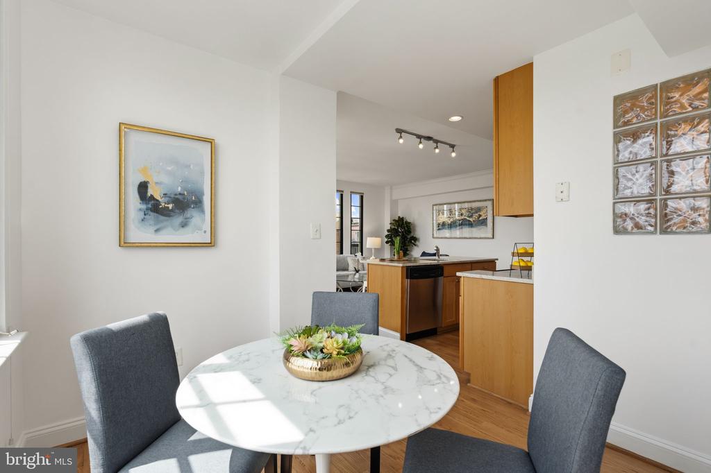 1701 16TH STREET NW Unit: 544