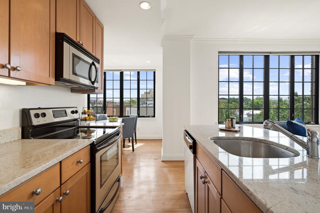 1701 16TH STREET NW Unit: 544