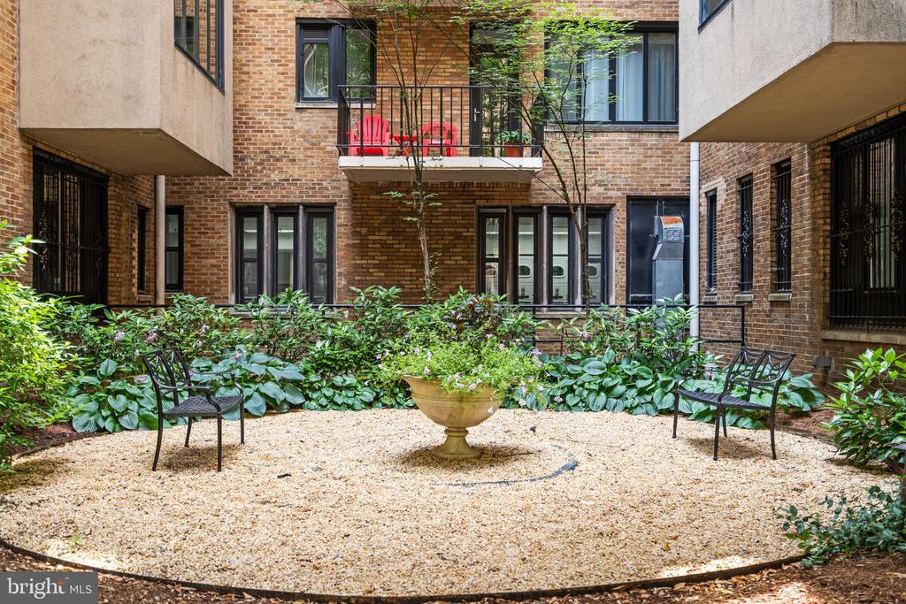 1701 16TH STREET NW Unit: 544