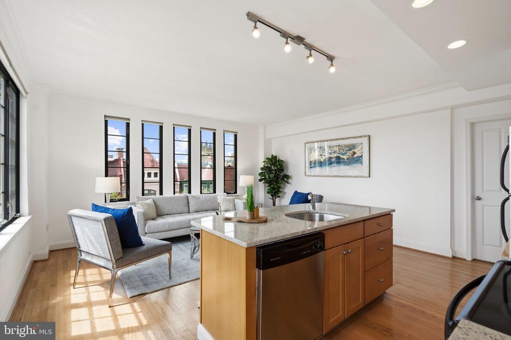 1701 16TH STREET NW Unit: 544