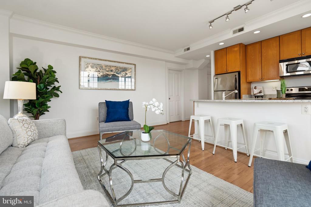 1701 16TH STREET NW Unit: 544