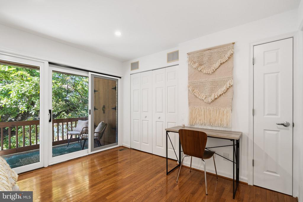 1124 25TH STREET NW Unit: 203