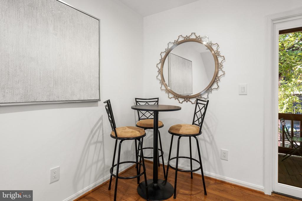 1124 25TH STREET NW Unit: 203