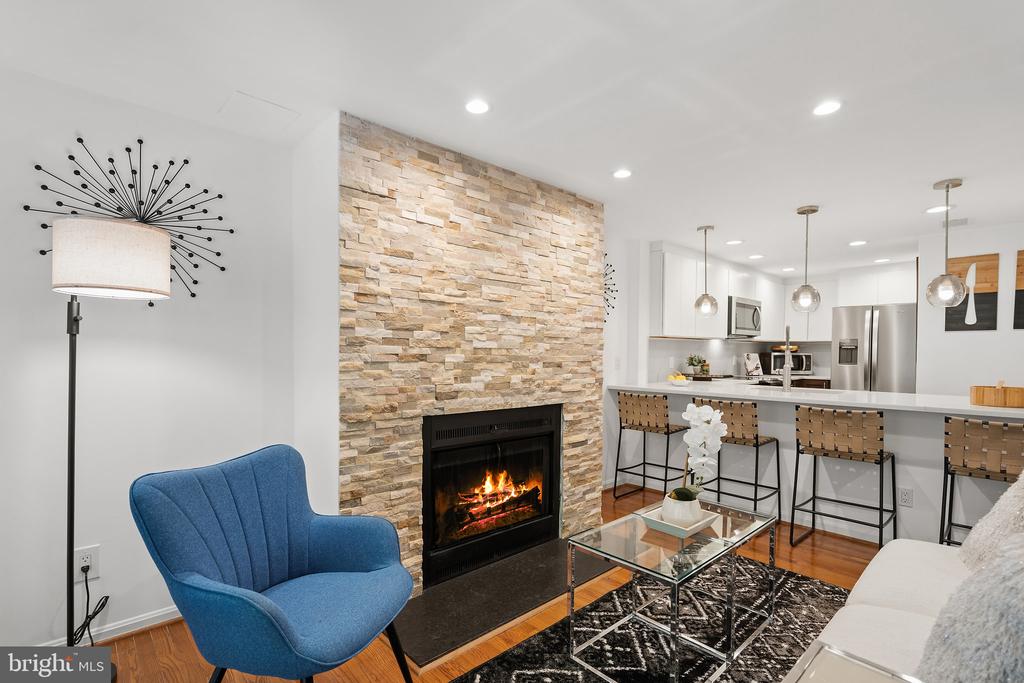 1124 25TH STREET NW Unit: 203