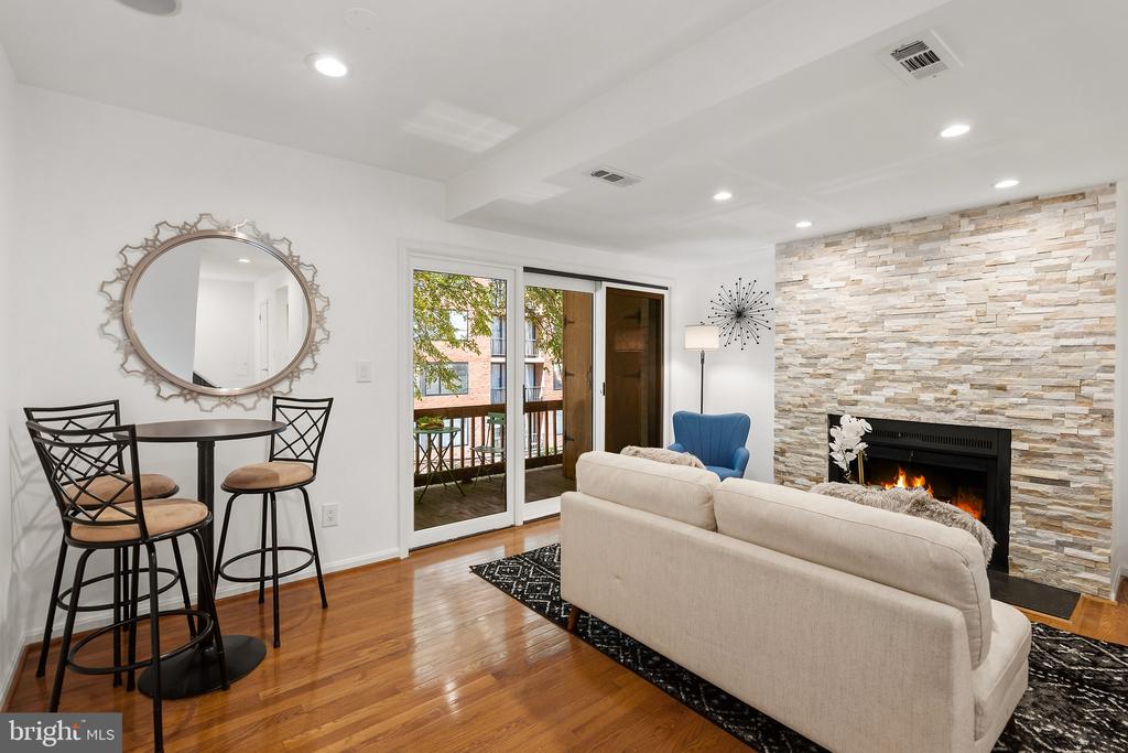 1124 25TH STREET NW Unit: 203