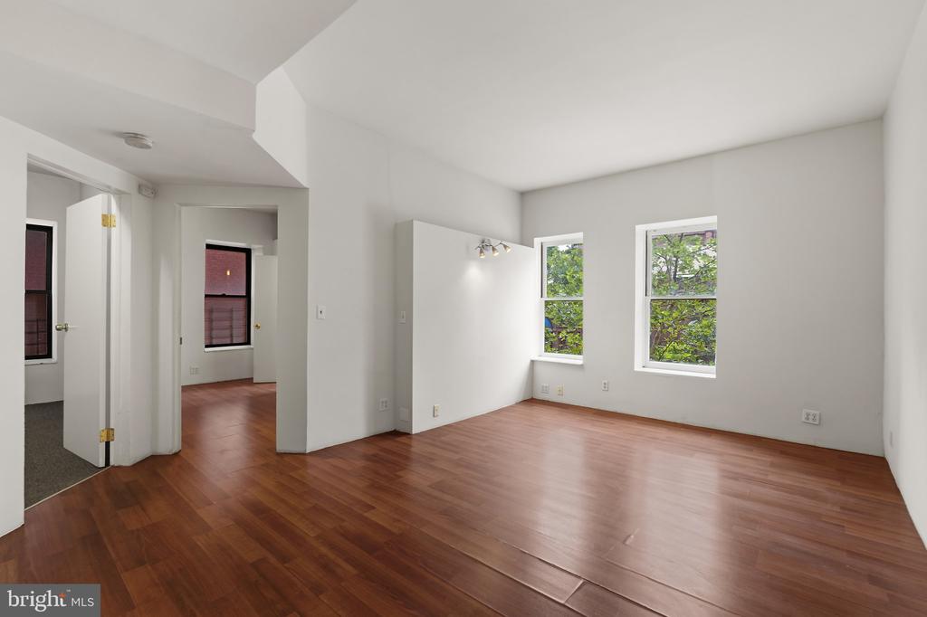 700 PARK AVENUE