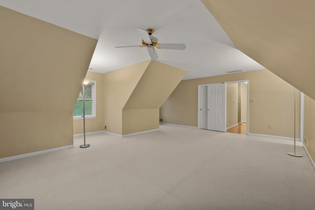 14660 VIBURNUM DRIVE