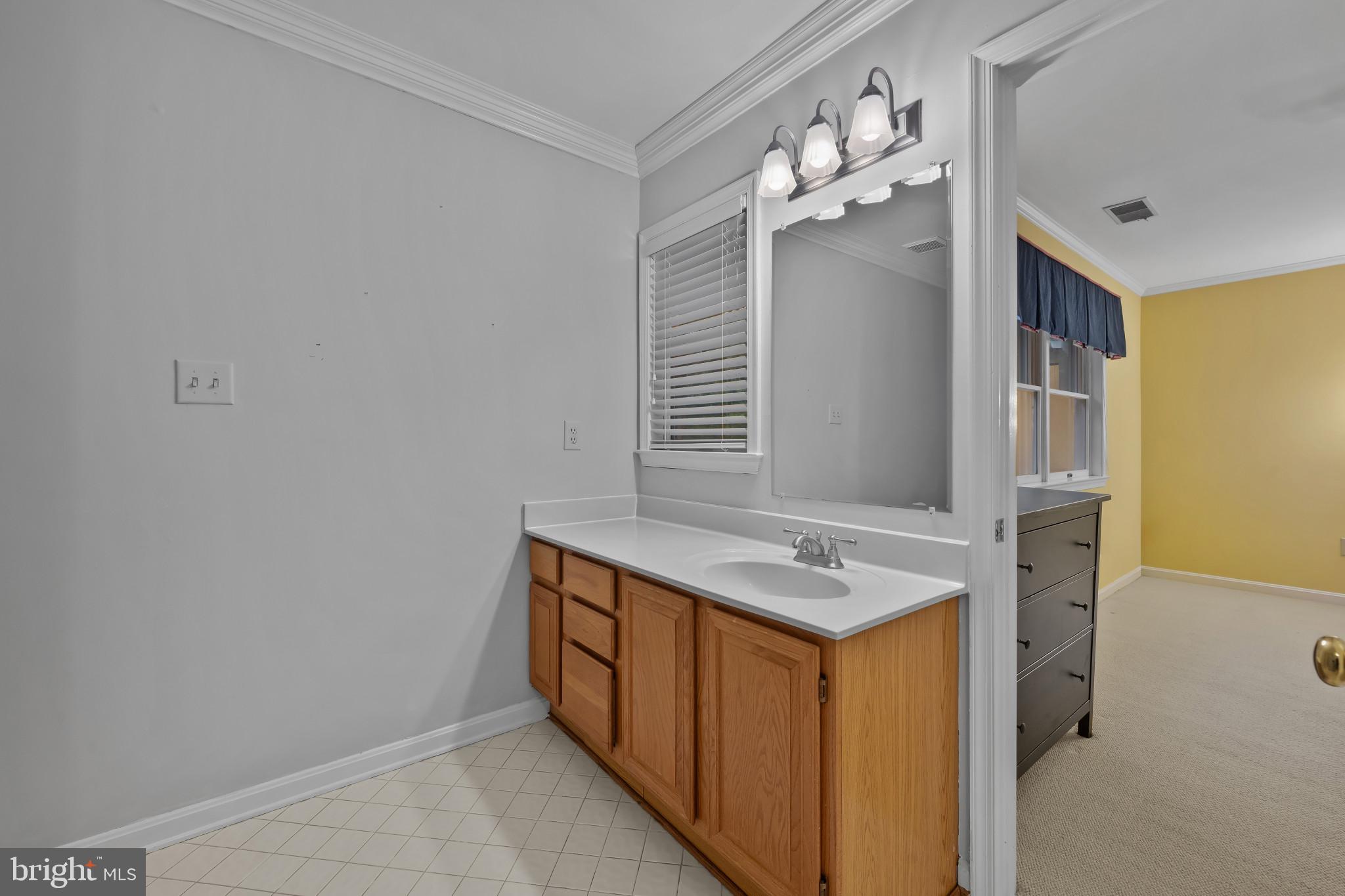 14660 VIBURNUM DRIVE