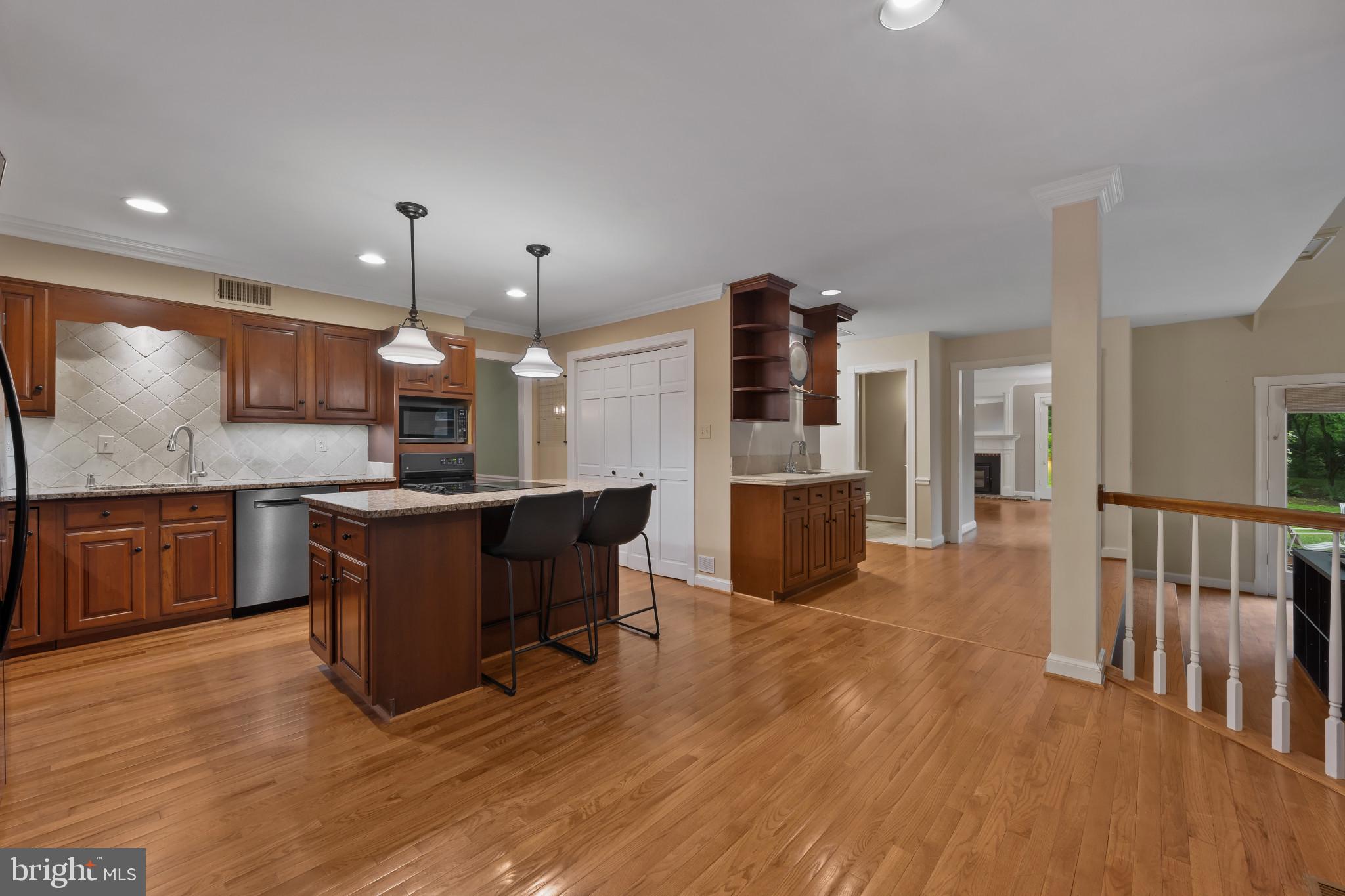 14660 VIBURNUM DRIVE