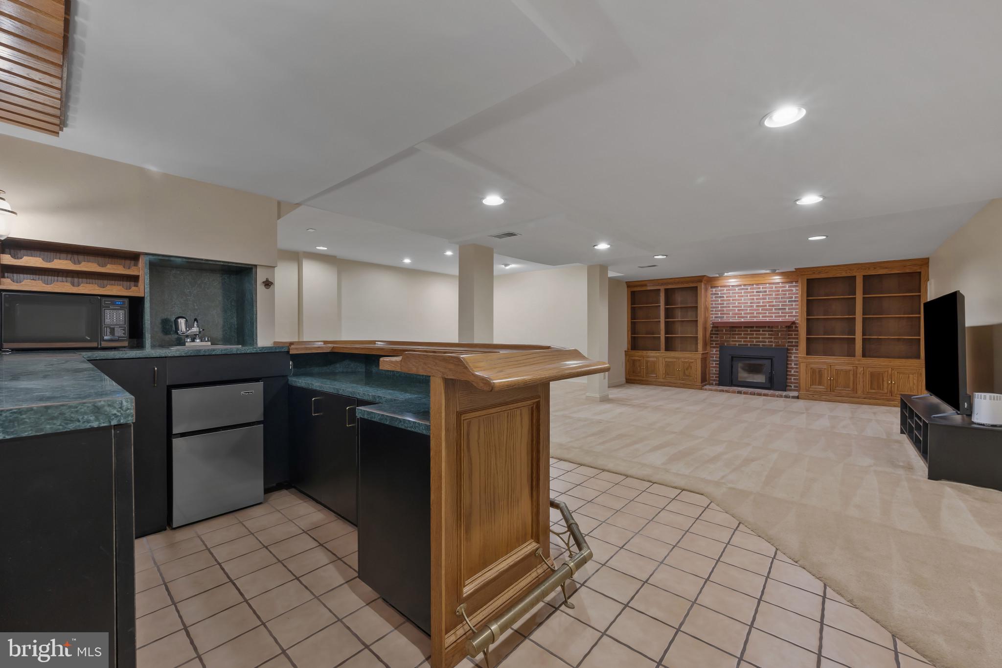 14660 VIBURNUM DRIVE