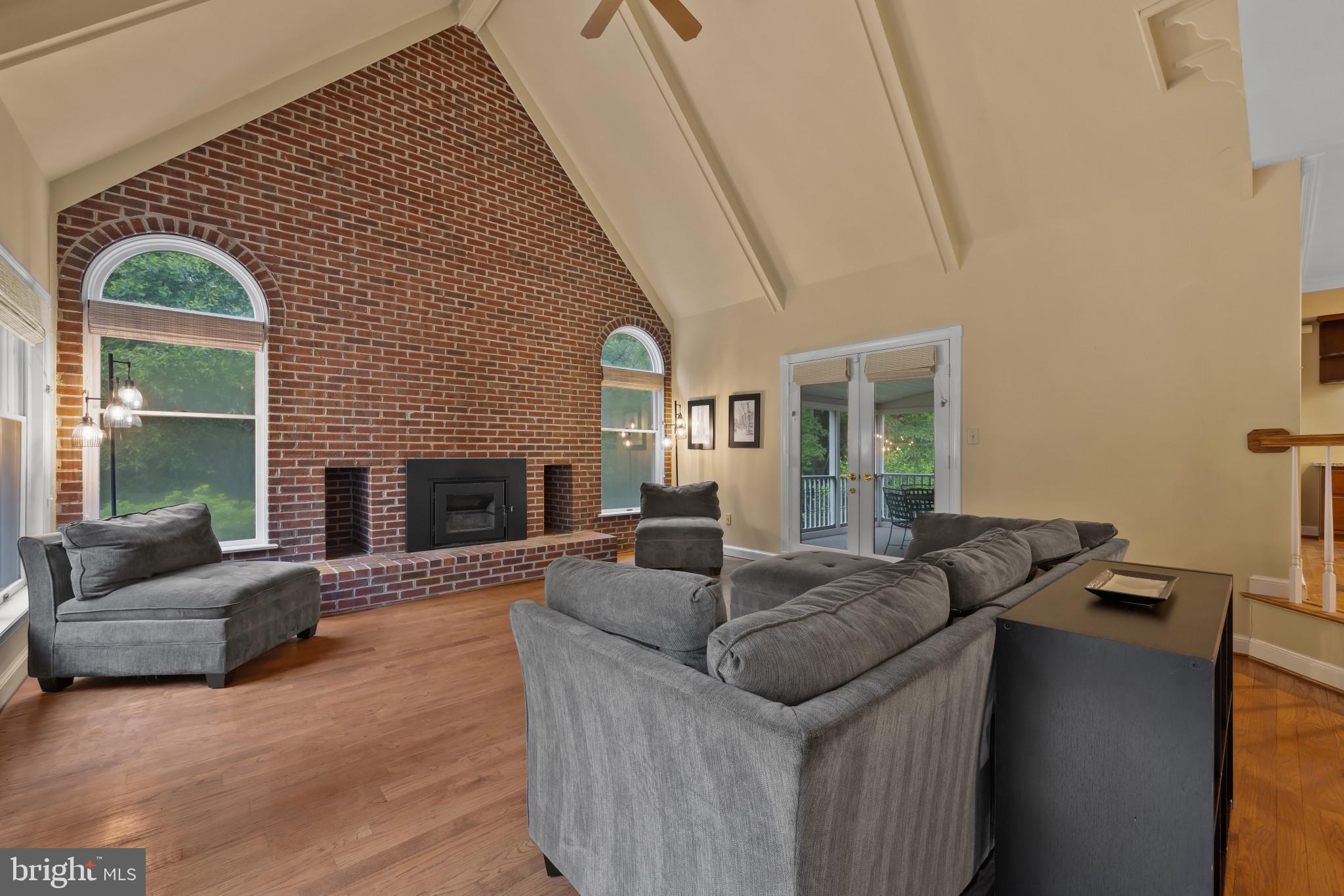 14660 VIBURNUM DRIVE