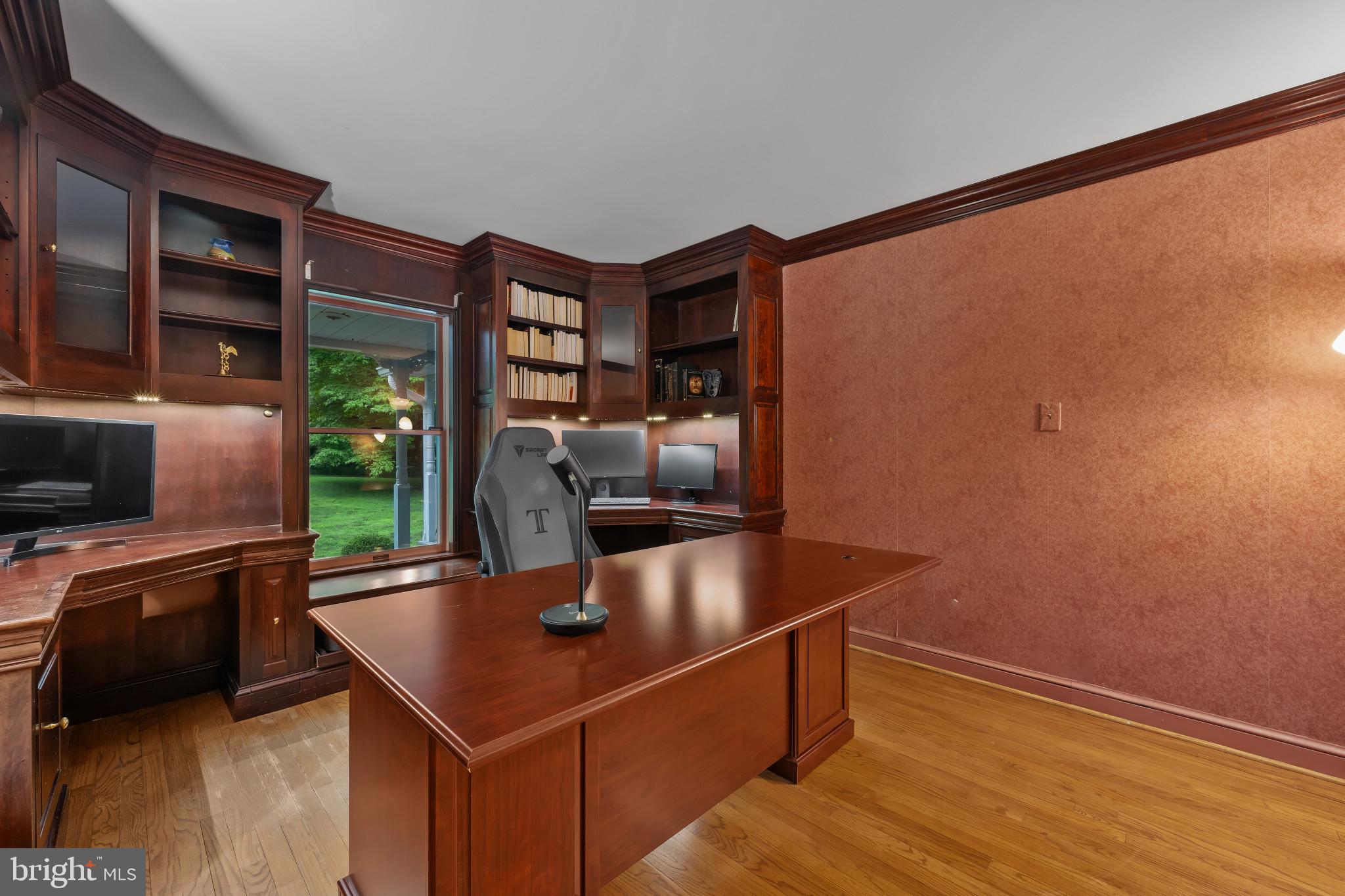 14660 VIBURNUM DRIVE