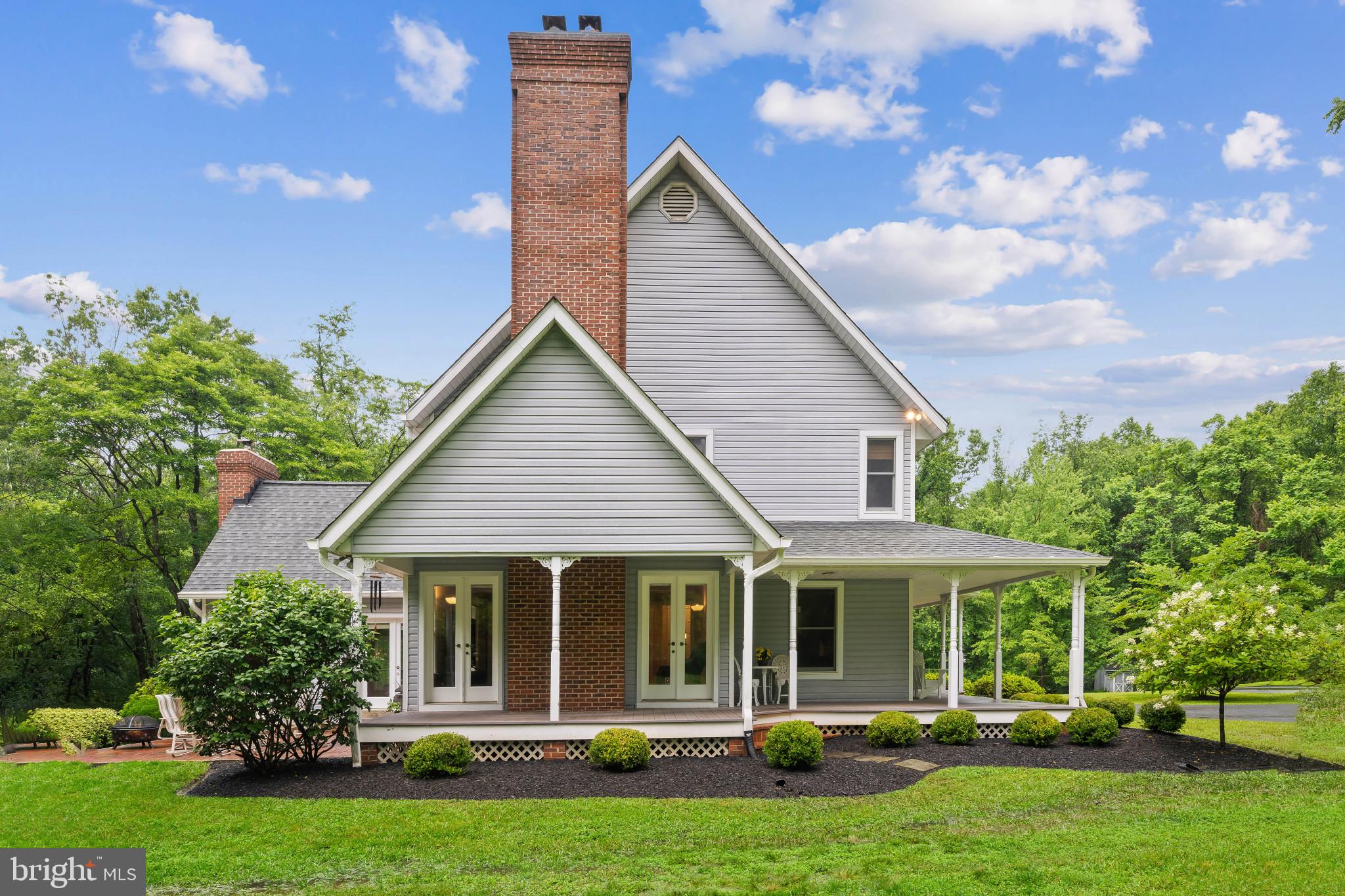 14660 VIBURNUM DRIVE