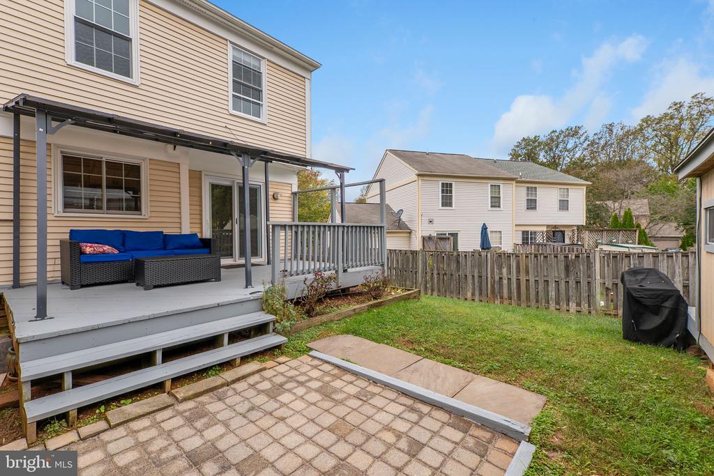 27 FILBERT COURT