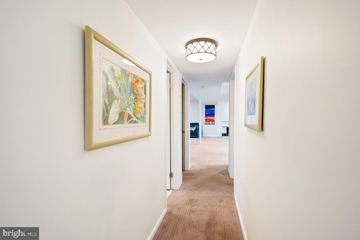 9012 HONEYBEE LANE