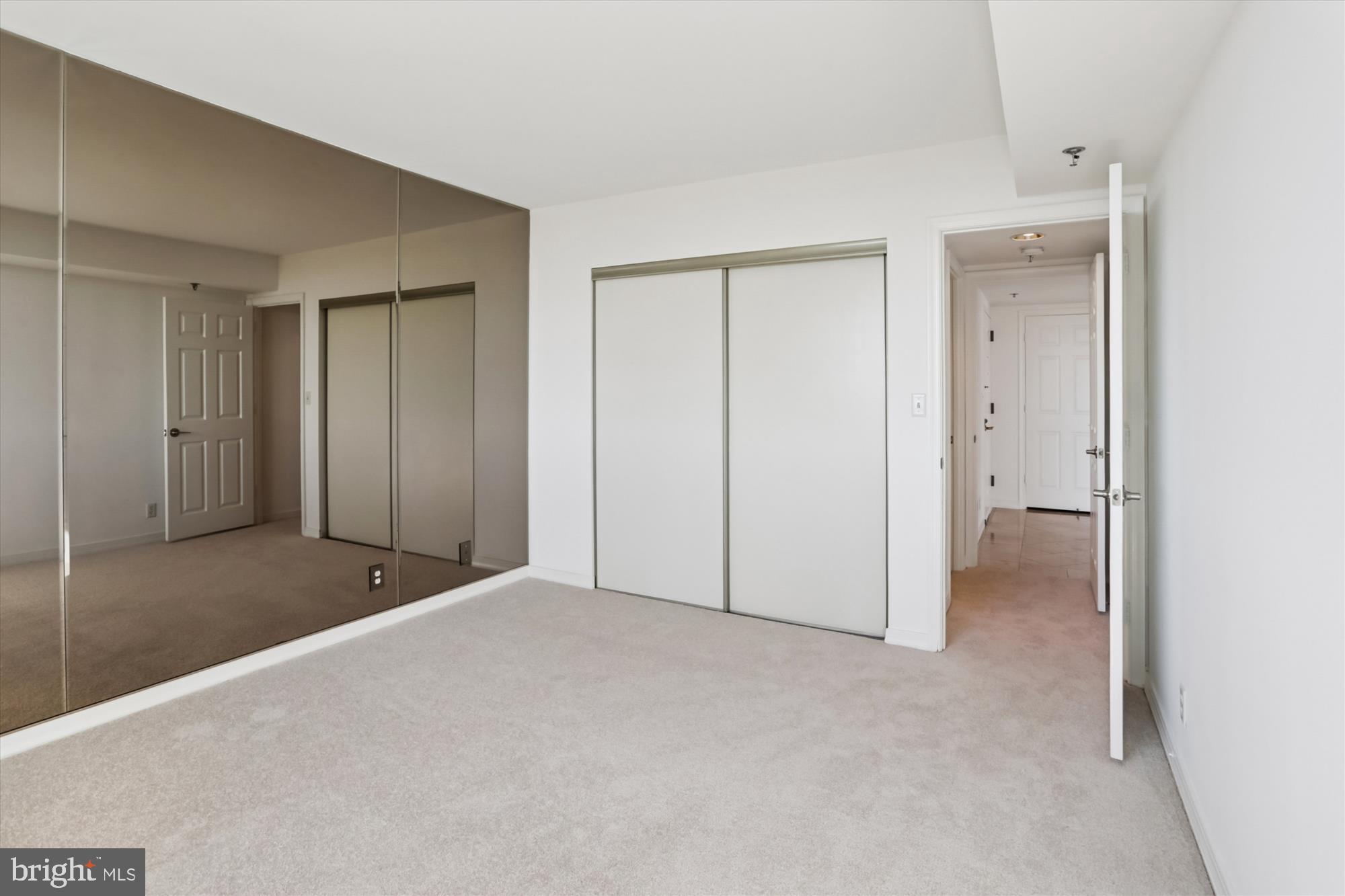 5809 NICHOLSON LANE 1402