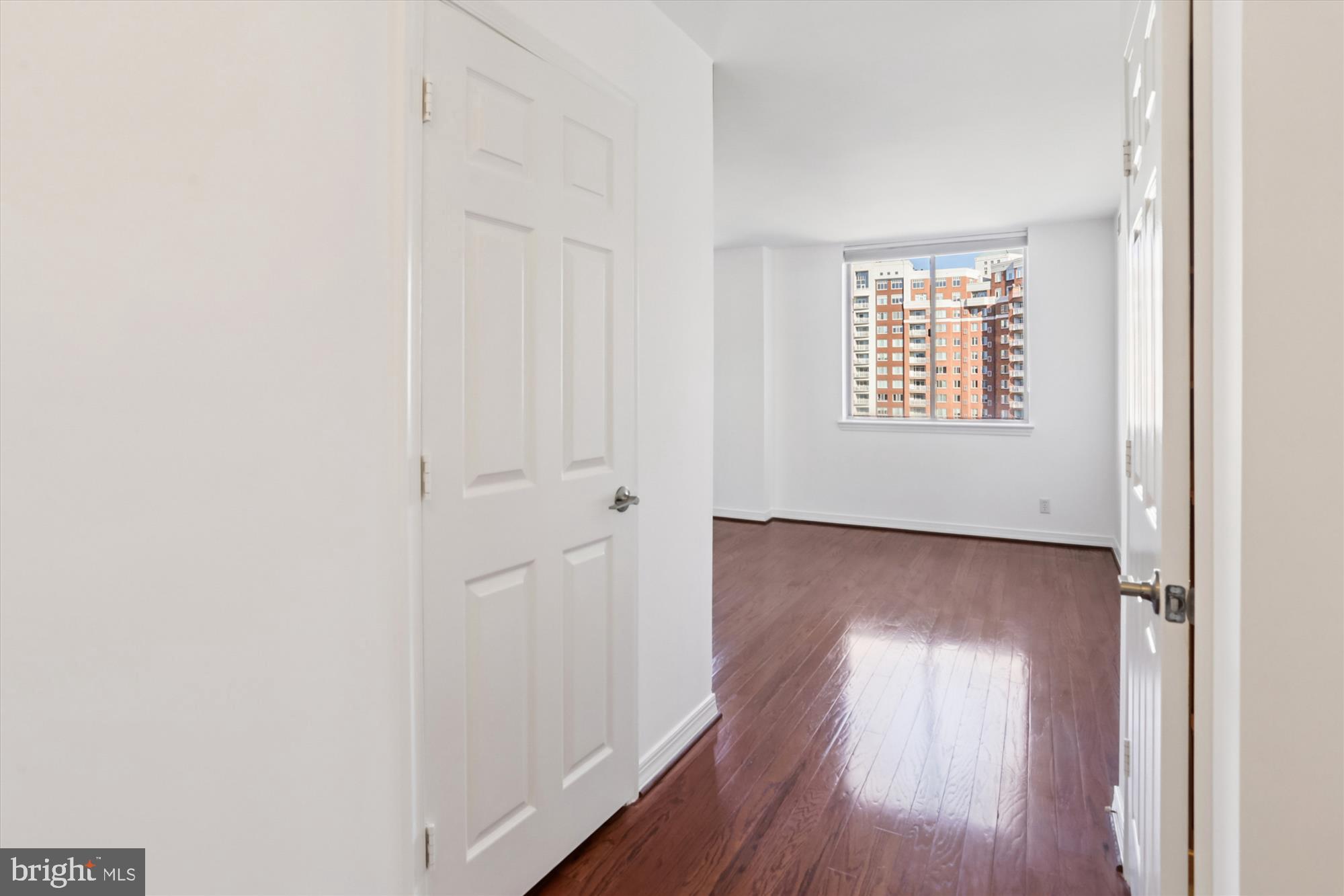 5809 NICHOLSON LANE 1402