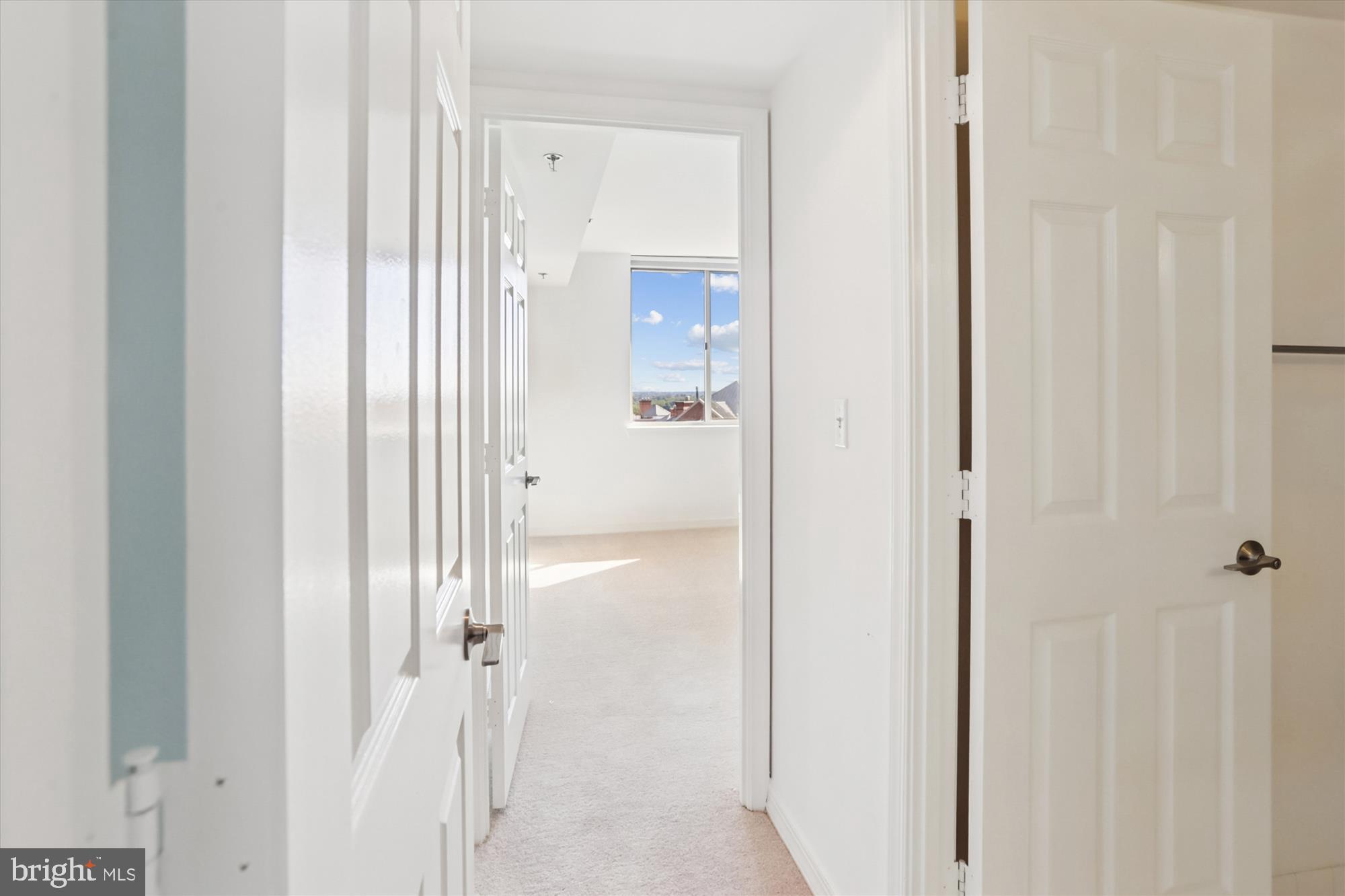 5809 NICHOLSON LANE 1402