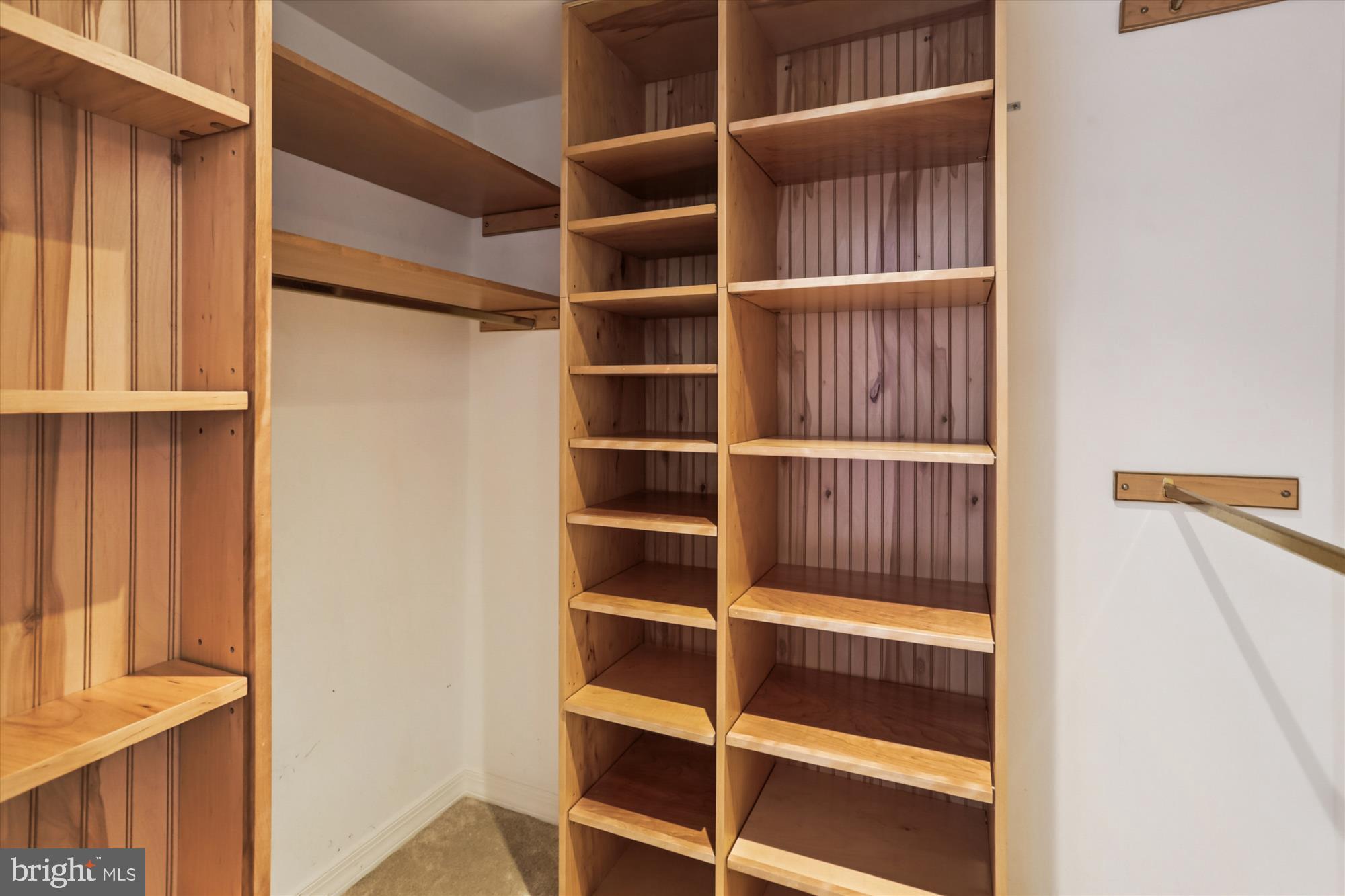 5809 NICHOLSON LANE 1402