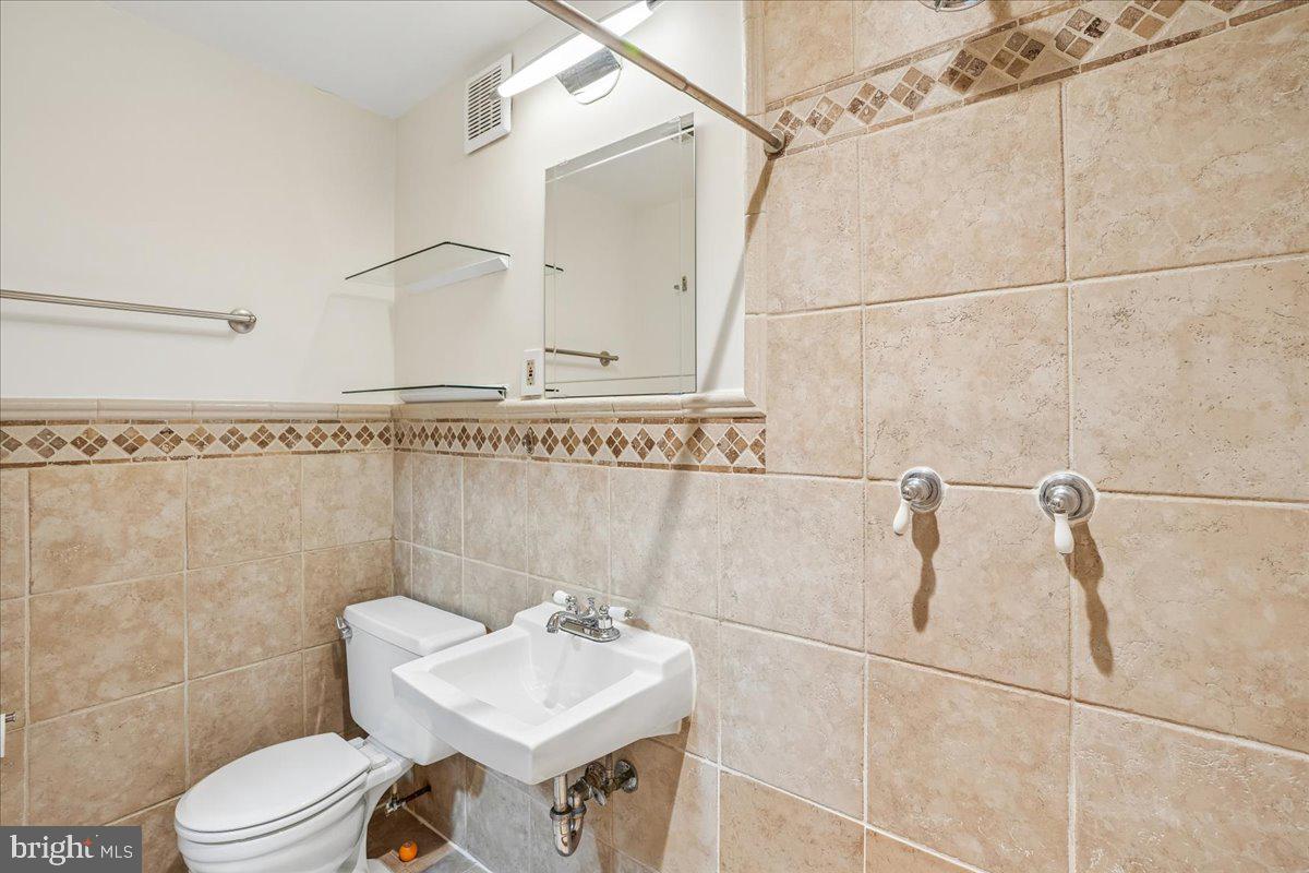 4970 BATTERY LANE 409