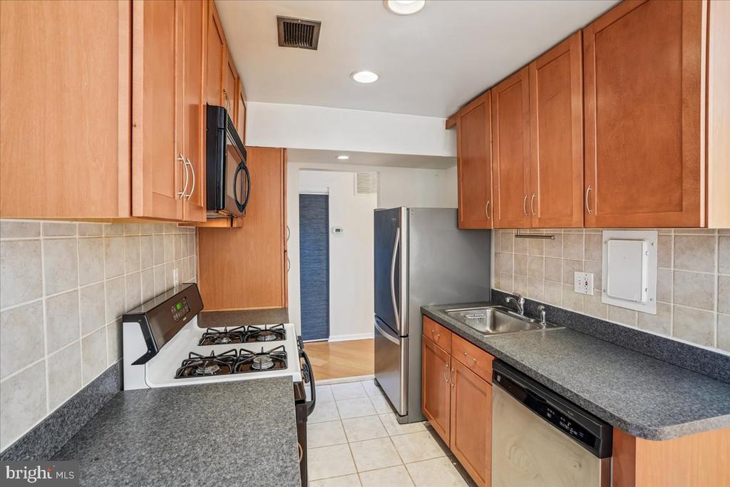 4970 BATTERY LANE 409