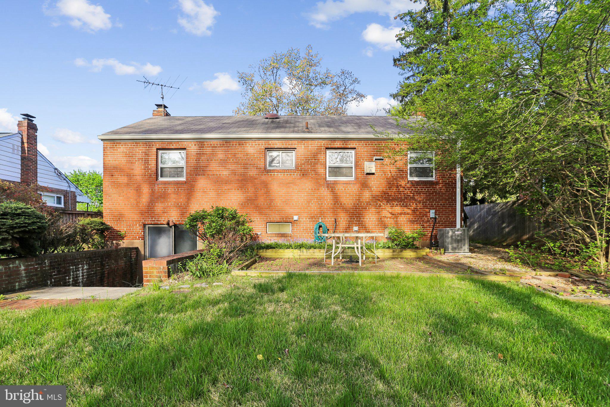 12809 CALDWELL STREET