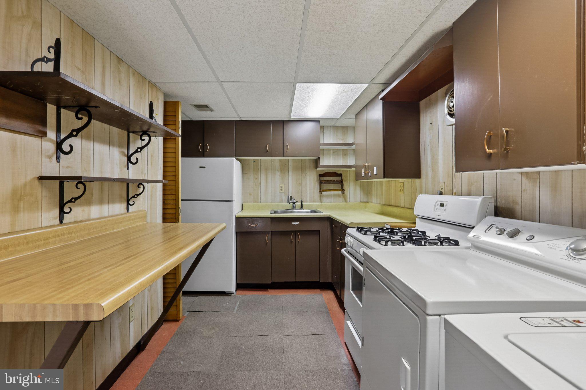 12809 CALDWELL STREET