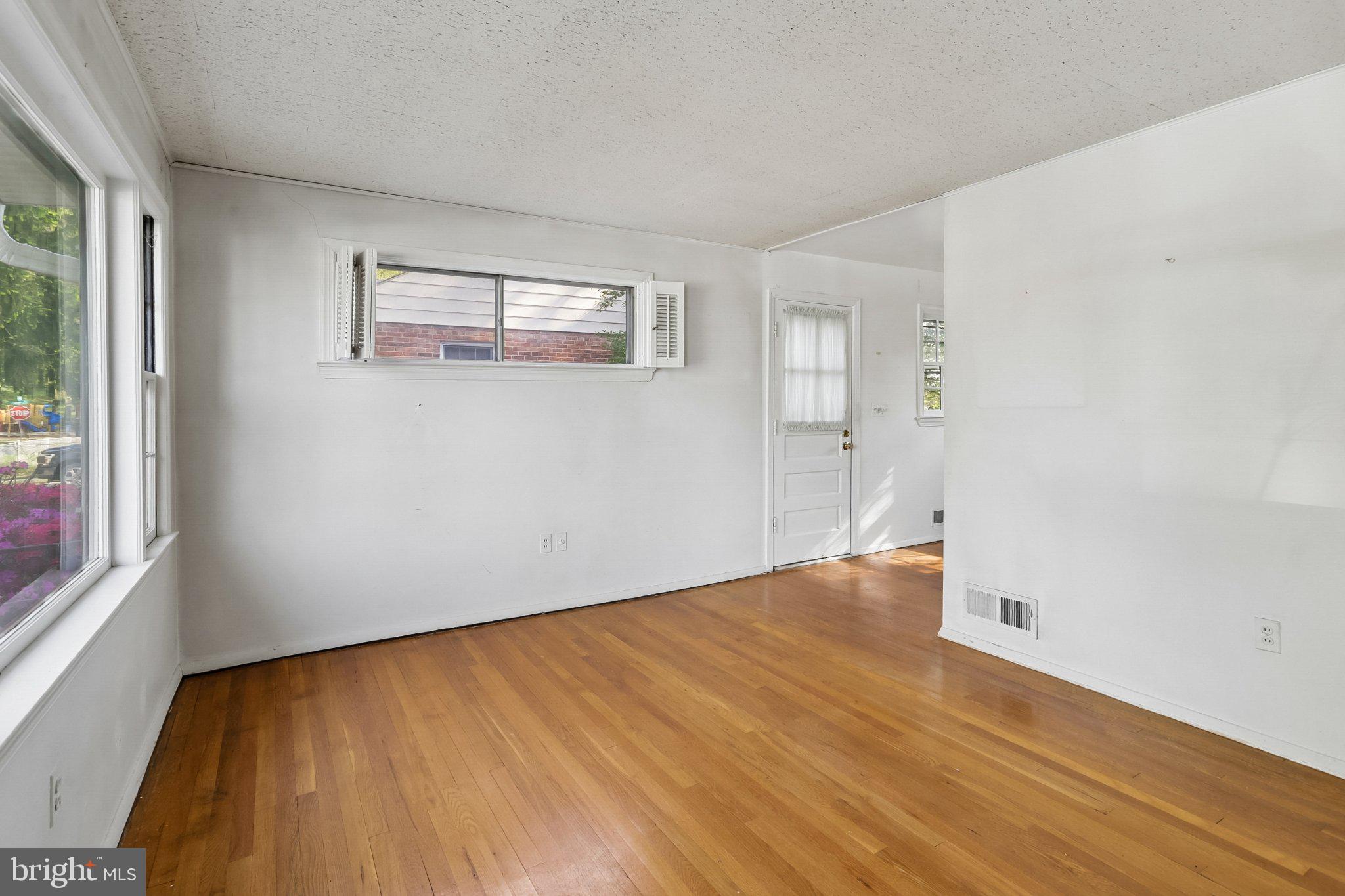 12809 CALDWELL STREET