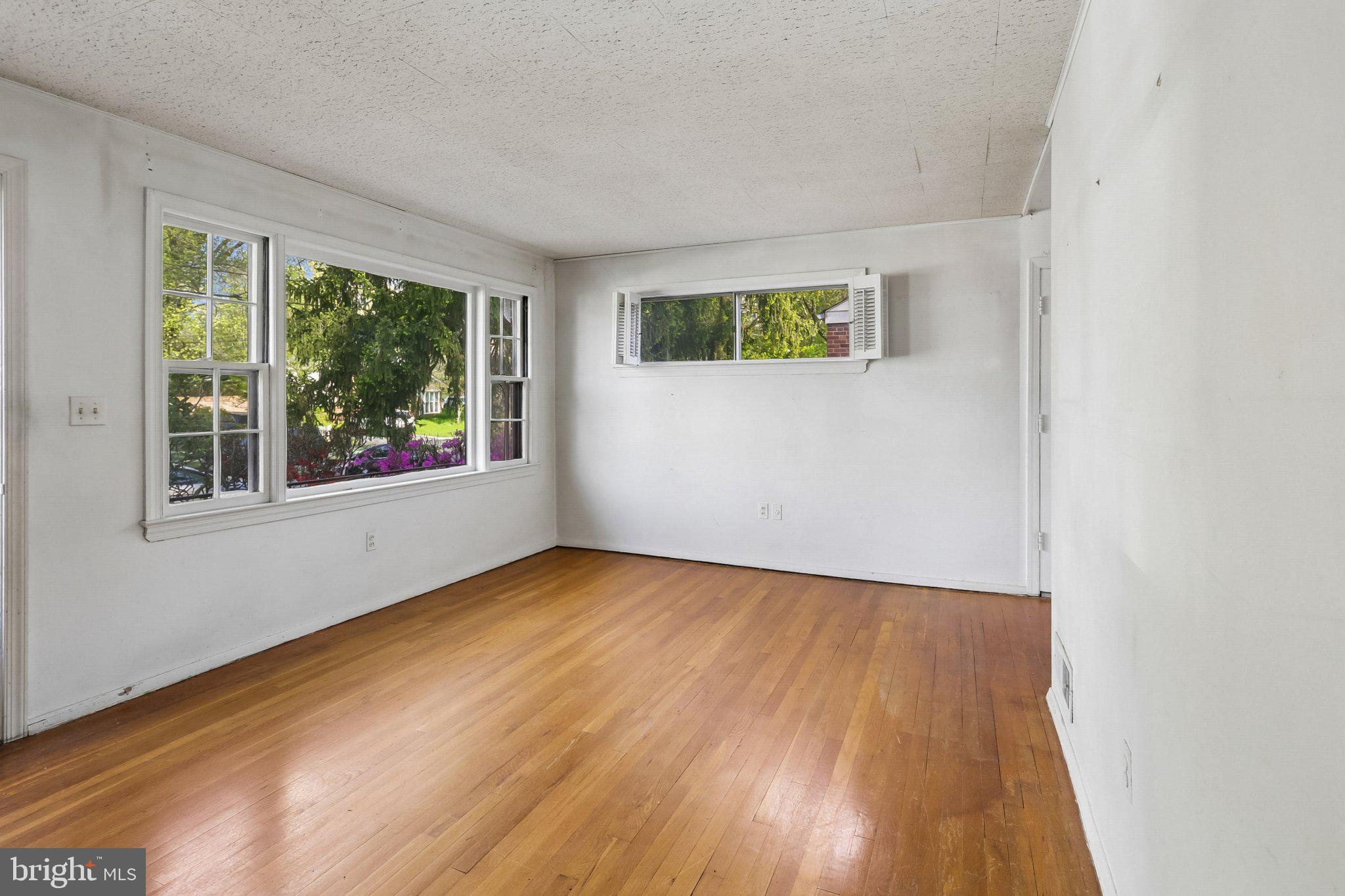 12809 CALDWELL STREET