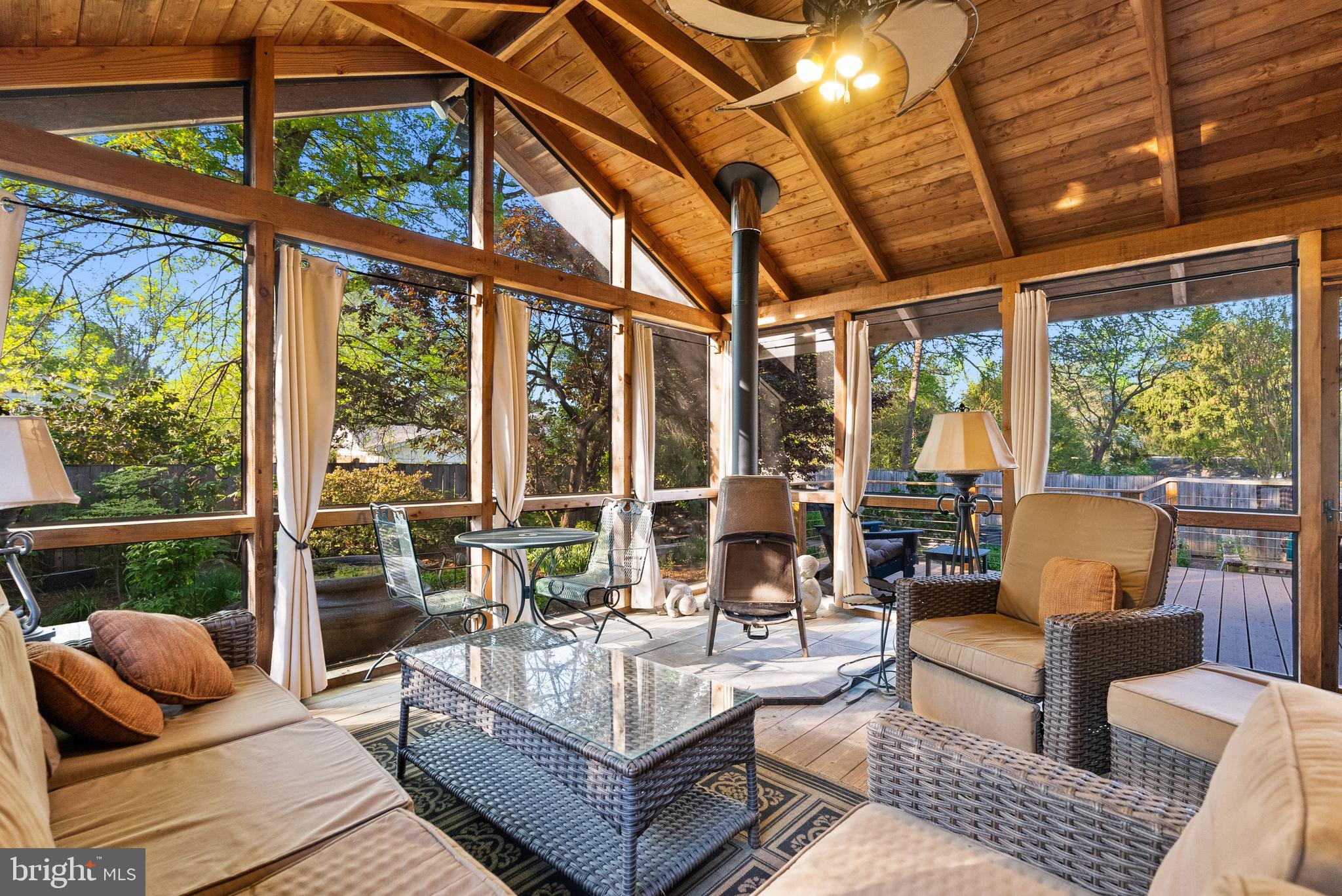 11112 NICHOLAS DRIVE