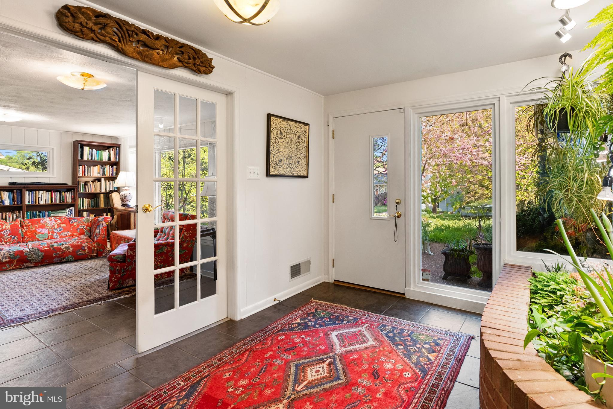 11112 NICHOLAS DRIVE