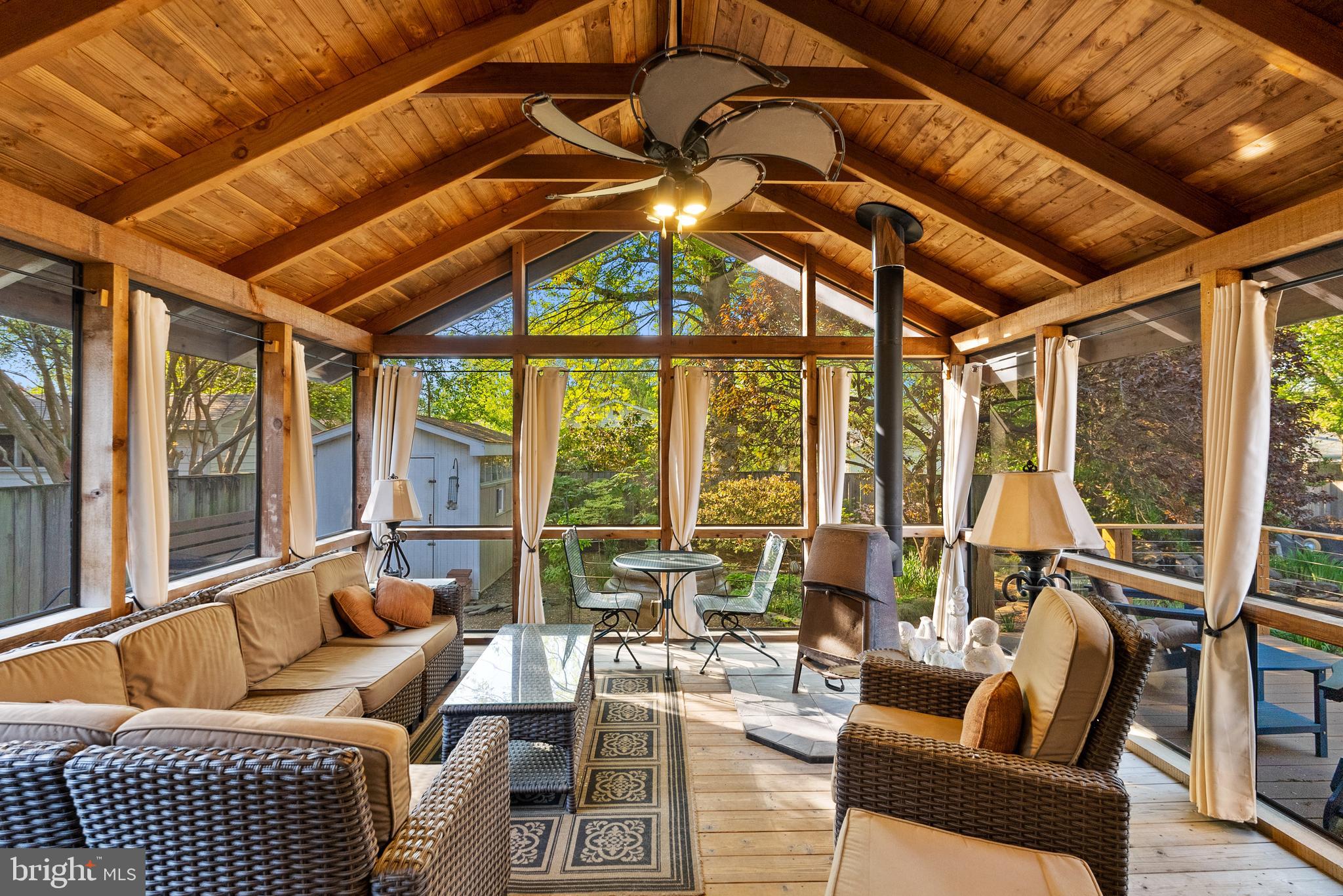 11112 NICHOLAS DRIVE
