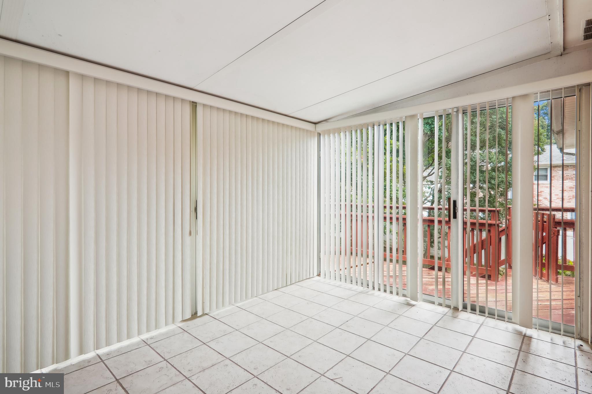 6 Norair Ave