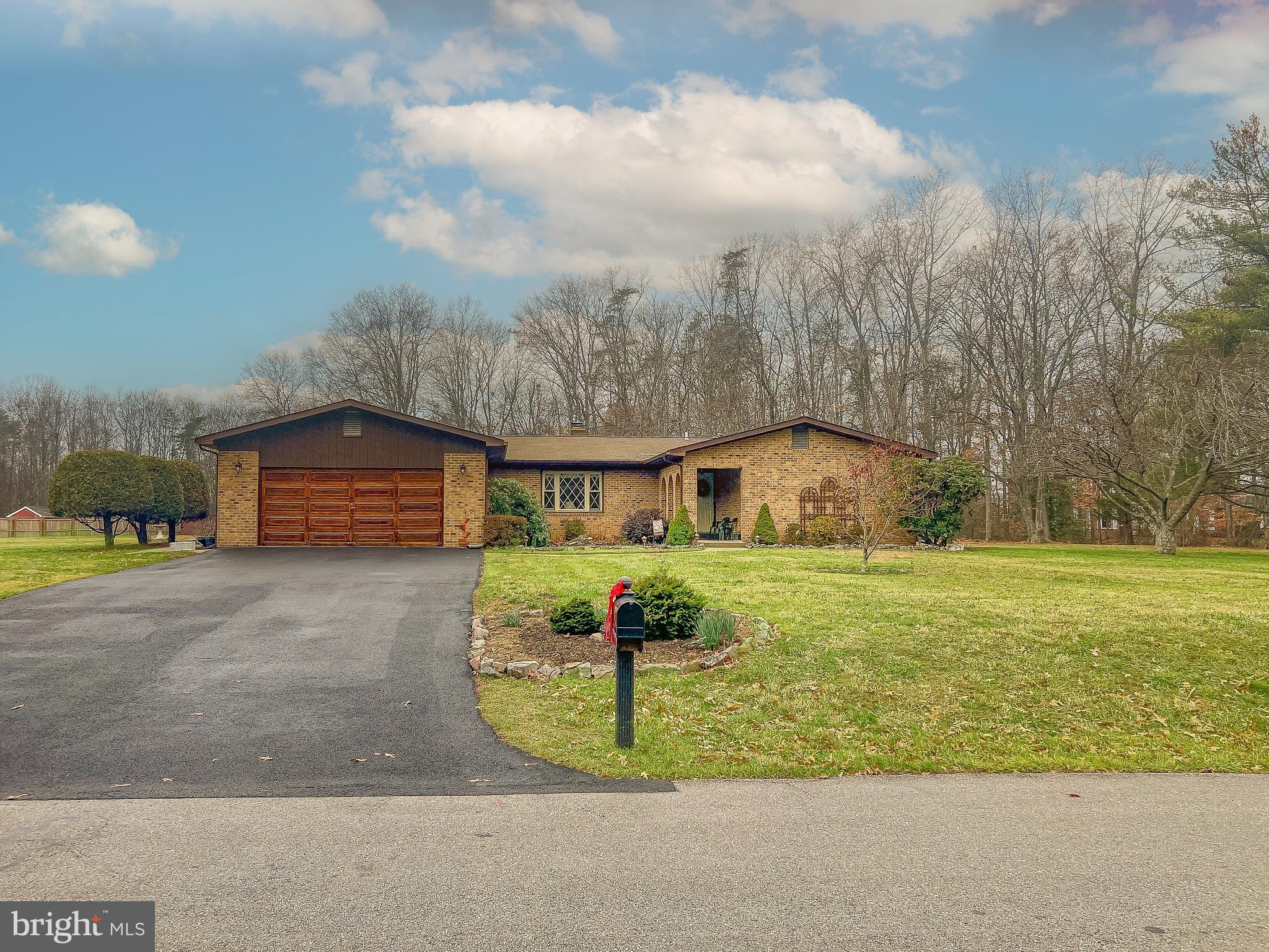 11007 New England Dr