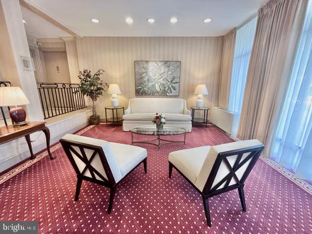 4390 Lorcom Ln #503