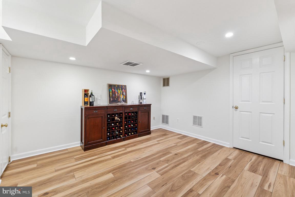 962 N Potomac St
