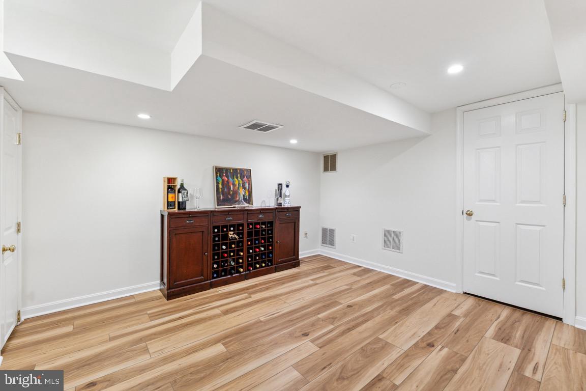 962 N Potomac St