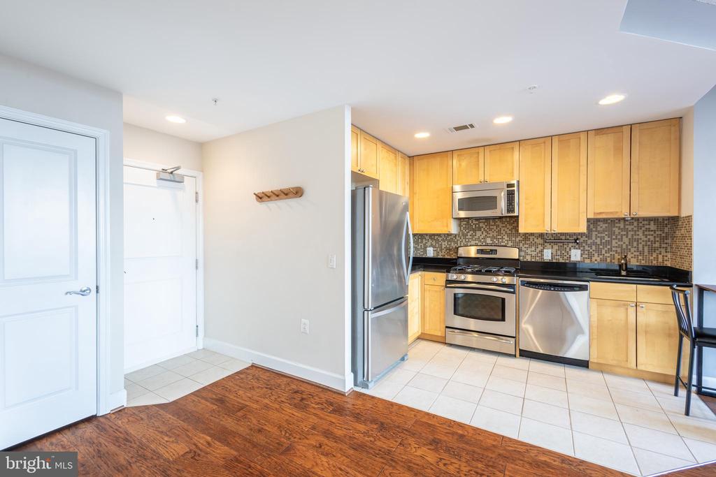 3600 S GLEBE ROAD S 721W