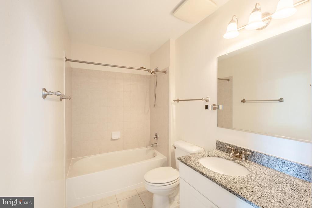 3600 S GLEBE ROAD S 721W