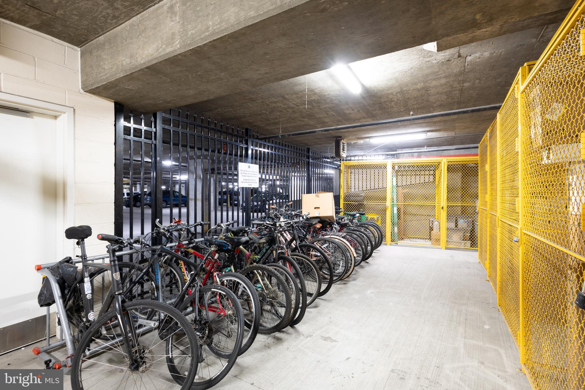 3600 S GLEBE ROAD S 721W