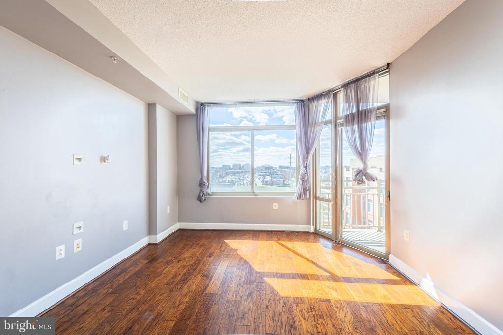 3600 S GLEBE ROAD S 721W