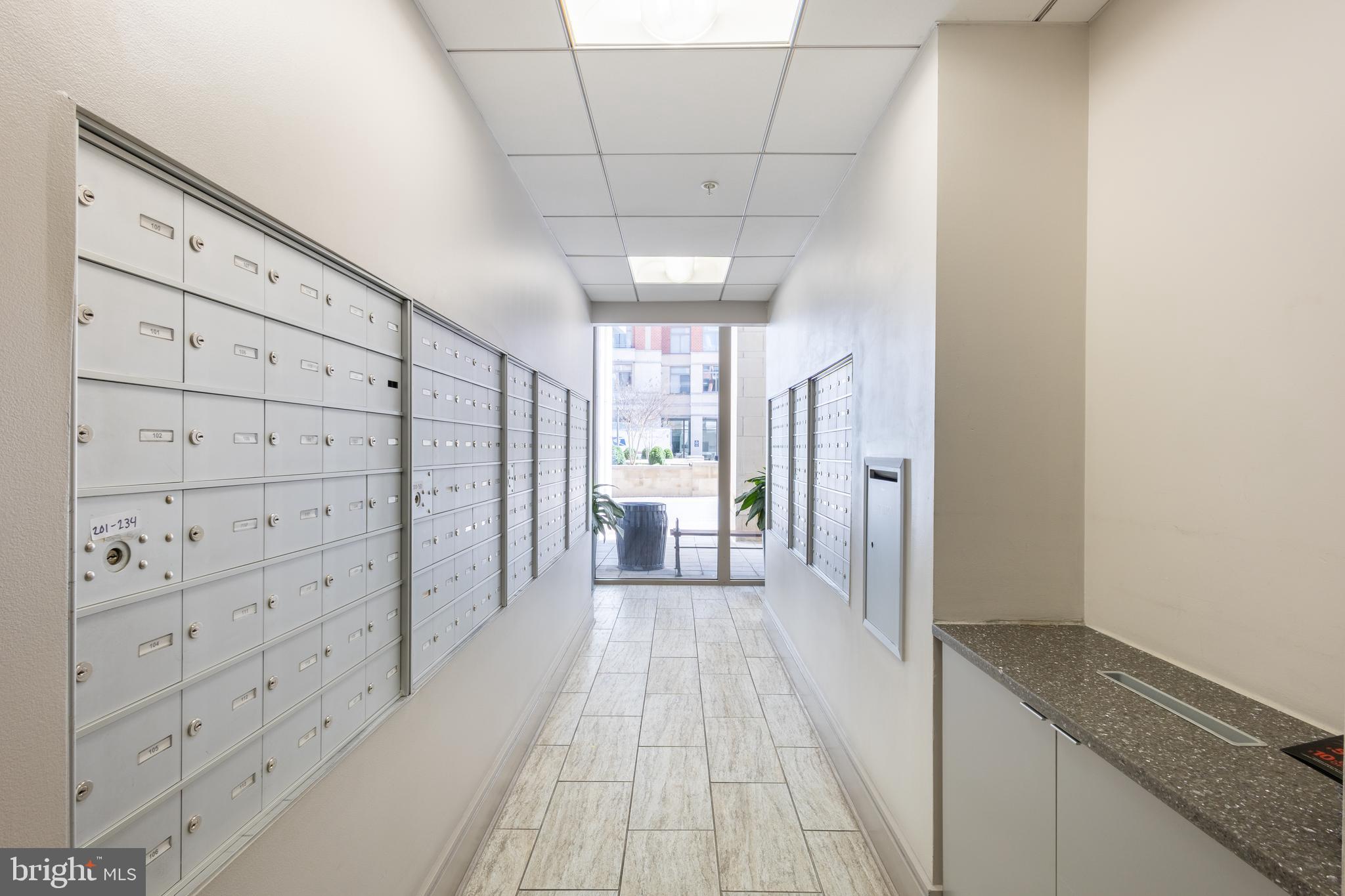 3600 S GLEBE ROAD S 721W