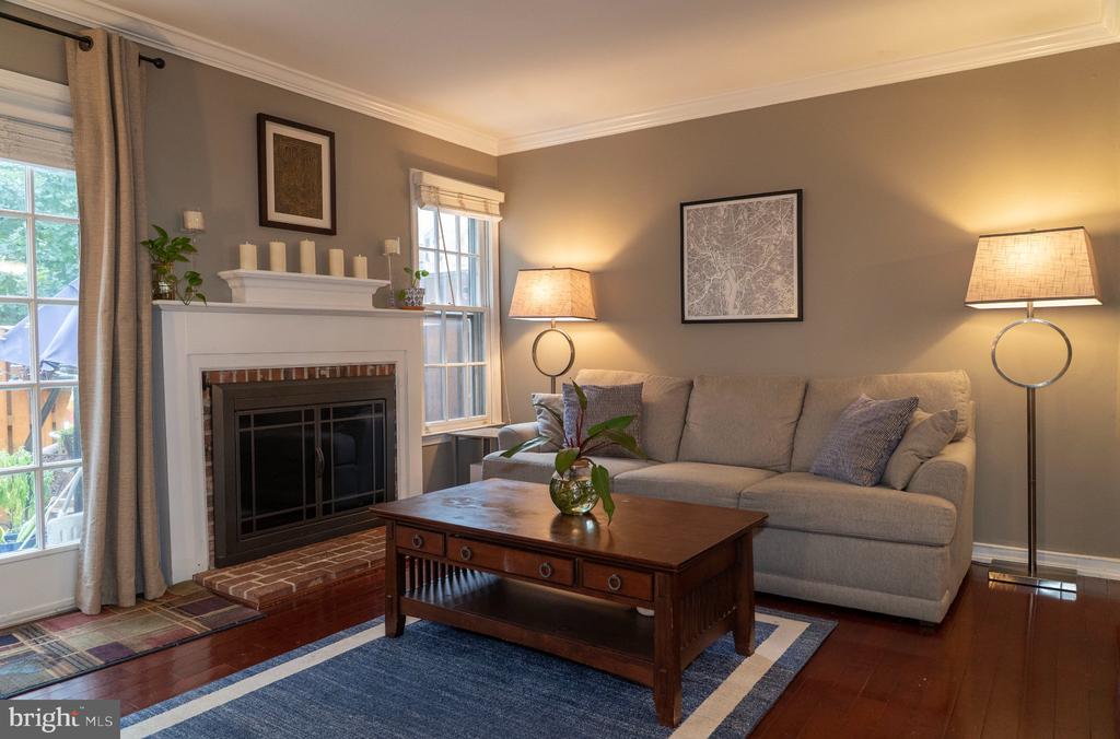2510 S WALTER REED DRIVE Unit: B