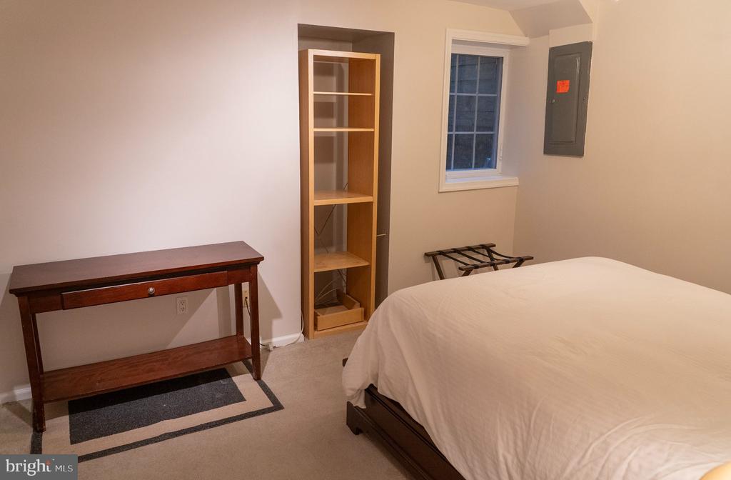 2510 S WALTER REED DRIVE Unit: B