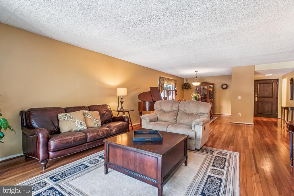 6101 EDSALL ROAD 402