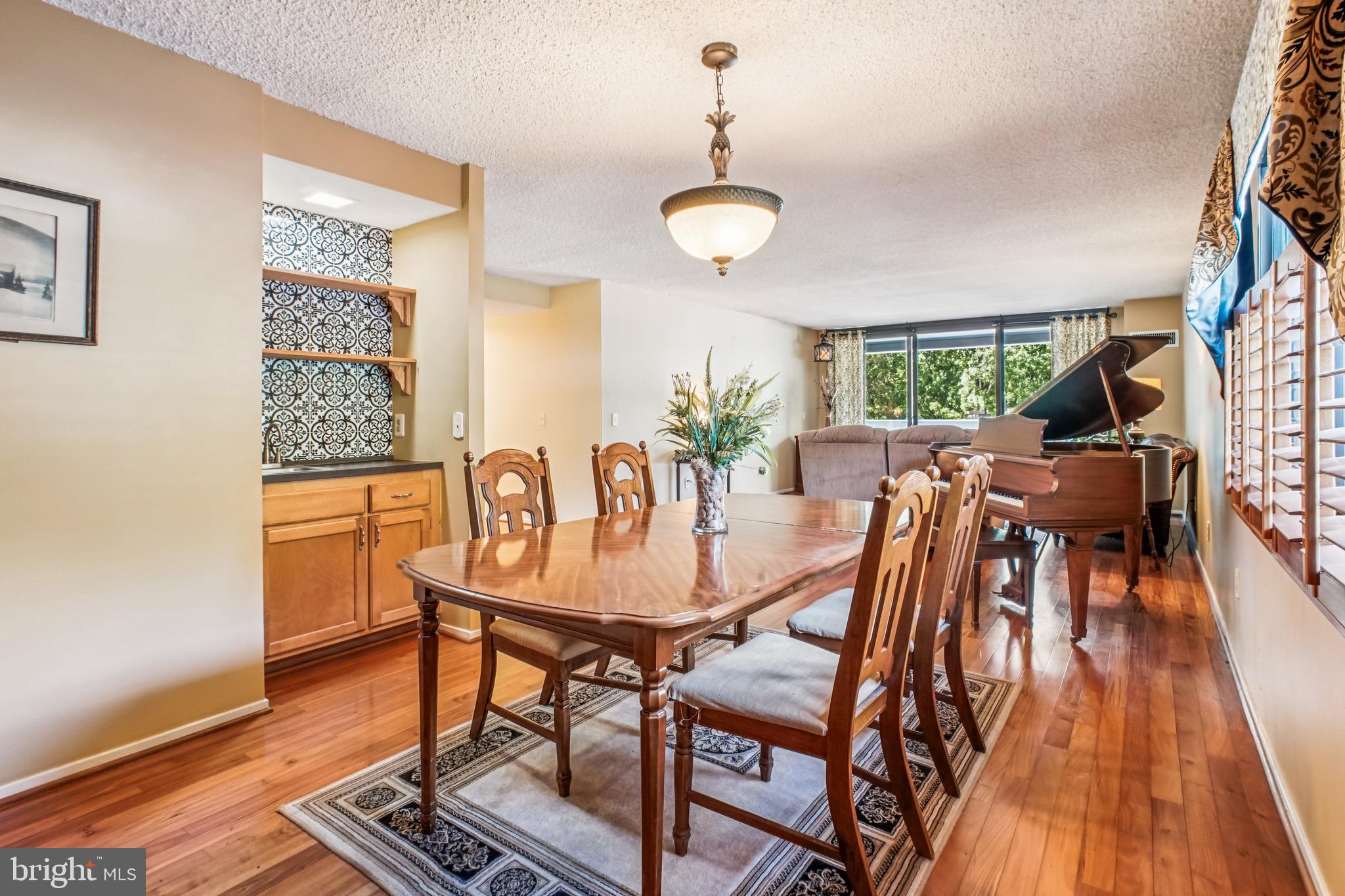 6101 EDSALL ROAD 402